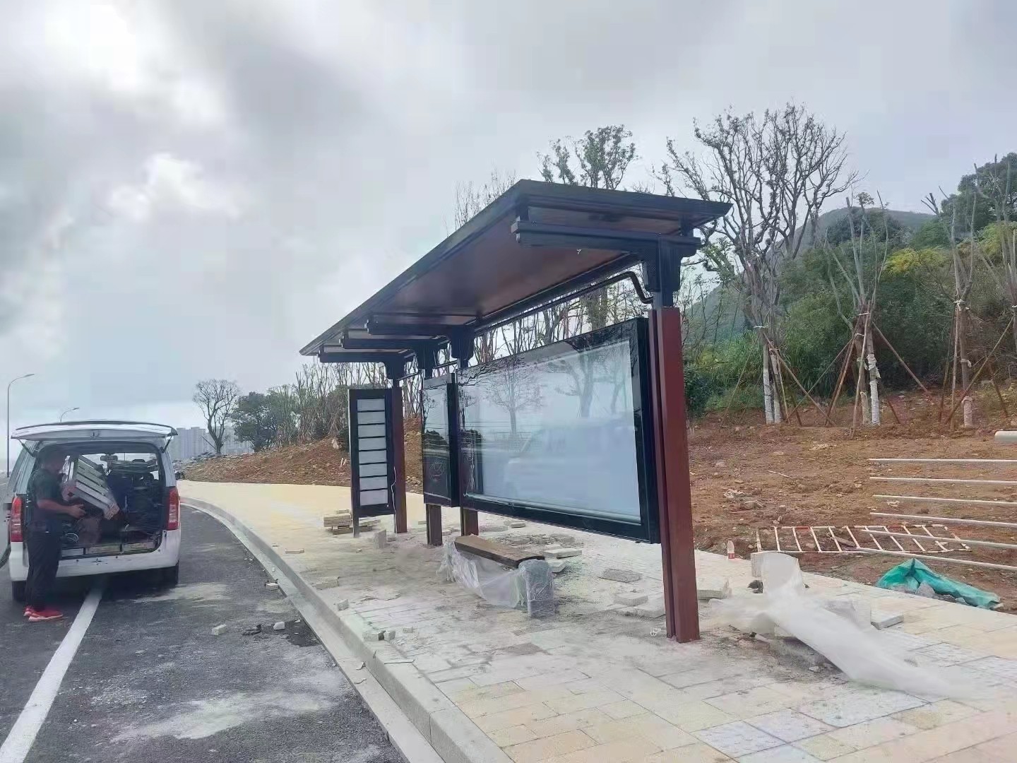 候車(chē)亭實(shí)物圖 候車(chē)亭實(shí)物圖